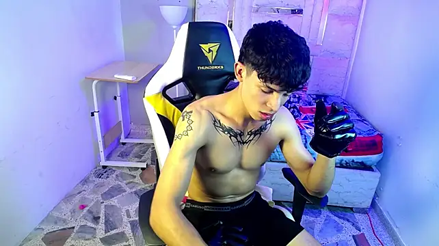 Liom_Gym 现场XXX聊天