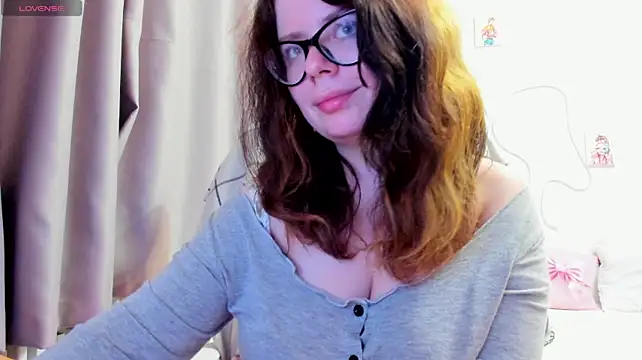 MilisaSweet777 Adlı Modelin Canlı XXX Sohbeti