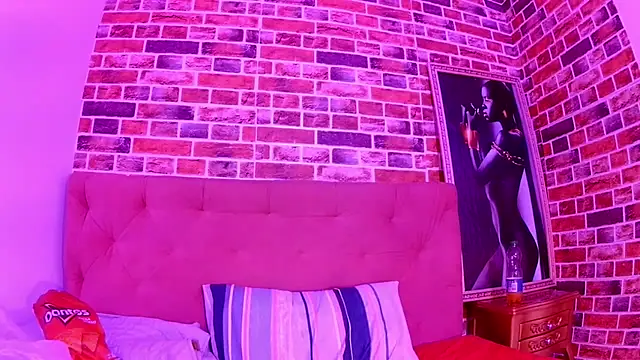 Chatroom XXX en direct de sweeteyes__