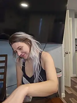 ScarletsWeb XXX чат на живо