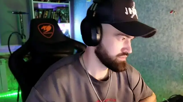 Živý XXX chat _Serious_Man