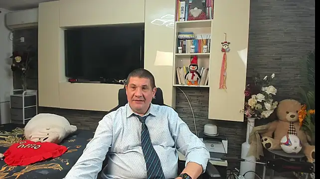 SpartacusDaddy48n Live XXX chat