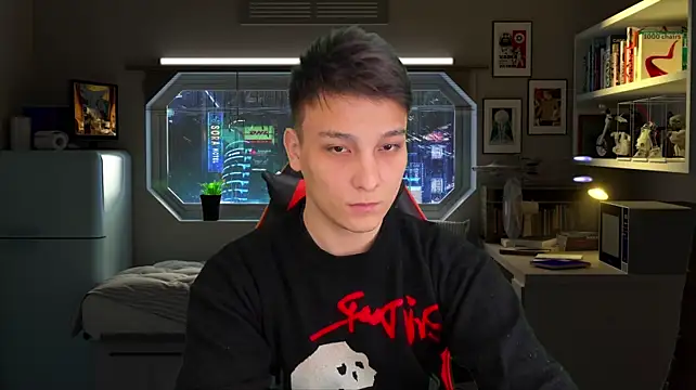 Justin_time111: онлайн-секс-чат