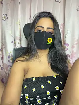 Czat XXX na żywo – Naughty_Queen49