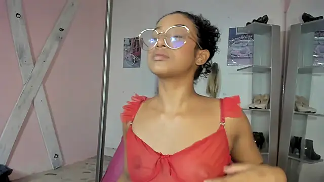 Doll-Star's Live XXX Chat