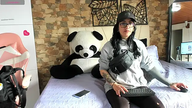 Eva-hall Live XXX-Chat