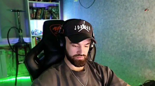 Živý XXX chat _Serious_Man