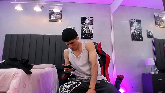 roan_birkinn Live XXX chat