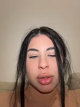 Živý XXX chat DaianaKimberly