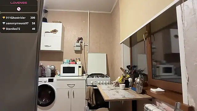 XXX chat uživo modela AngelJeni