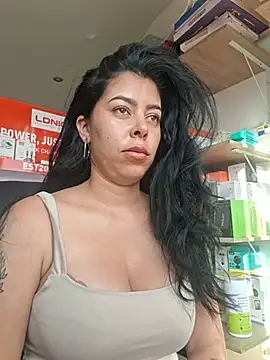 Luianna Live XXX-Chat
