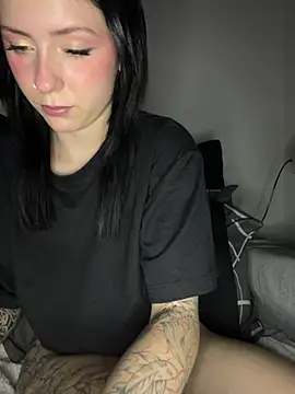 Alaskahosh's Live XXX Chat