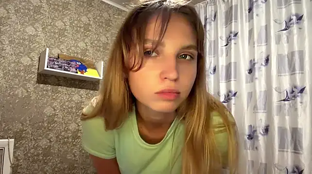 LilliaEhmen's Live XXX Chat