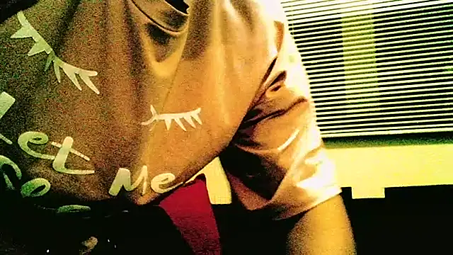 ORUOMAのライブXXXチャット