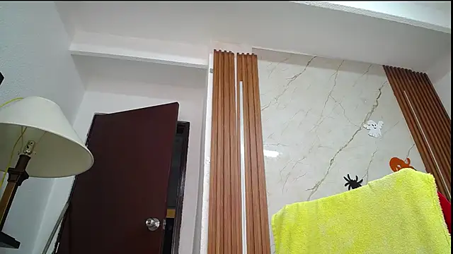 Chatroom XXX en direct de Natasha_miilf_