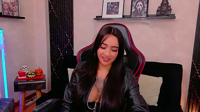 צ'א ט XXX בשידור חי של EmmyEvans1
