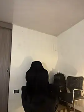 FreszX live XXX chat