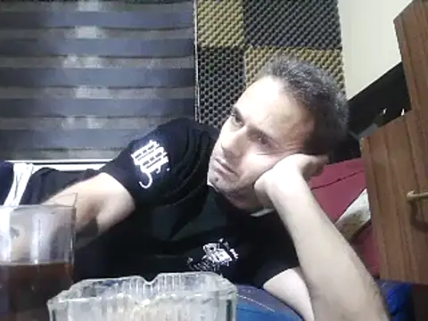 Arabeyes' Live XXX Chat