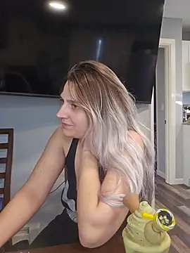 XXX chat uživo modela ScarletsWeb