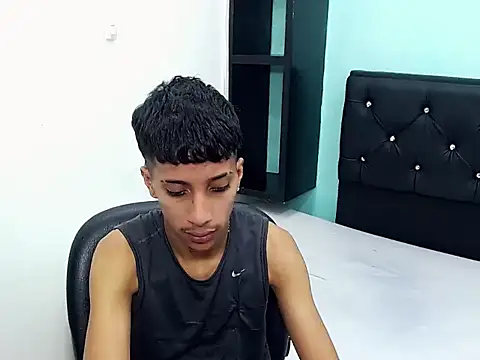 brayan__hot__ élő XXX-chatje
