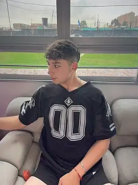 OLIVER_K's Live XXX Chat