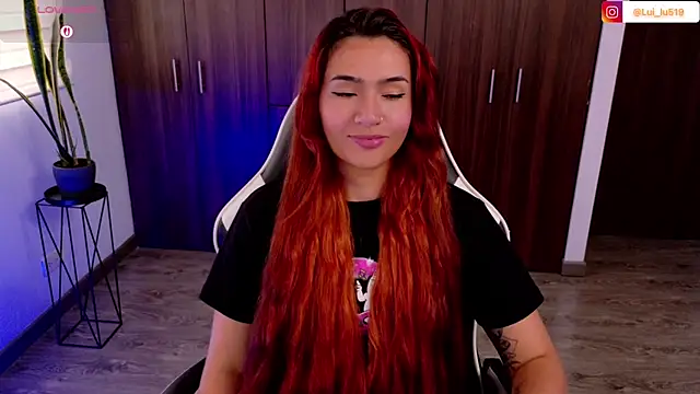 Chat XXX en directo de ImLui_lu