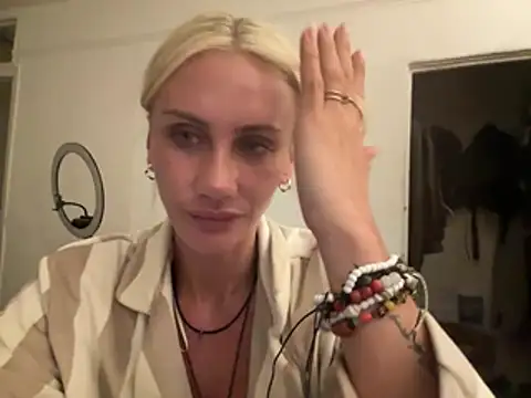 Elsa_24n Live XXX chat