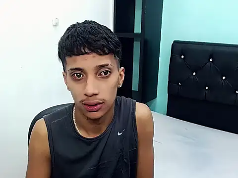 Živý XXX chat brayan__hot__