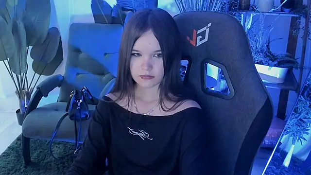 Elainebeness Chat XXX in diretta