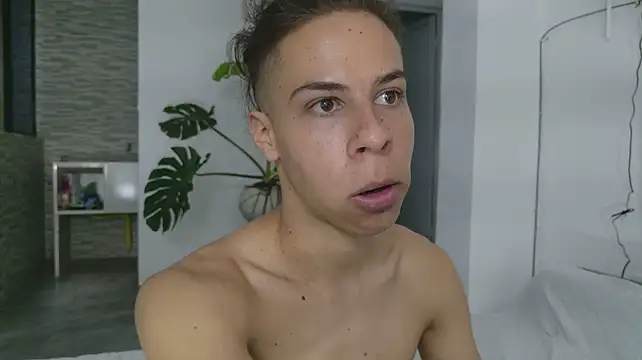 XXX chat uživo modela grey___27
