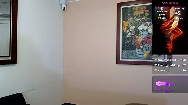 hairyncuteass 现场XXX聊天