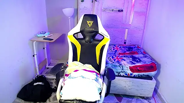 Chat +18 de Liom_Gym ao vivo