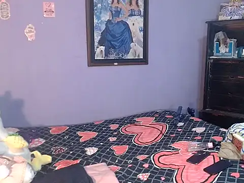 Chat +18 de Emma-Wilson ao vivo