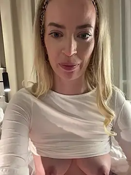 Katharina_Wagner's Live XXX Chat