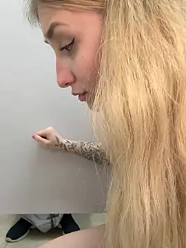 LollyPollly Live XXX Chat