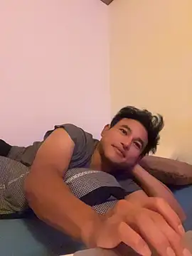 Czat XXX na żywo – AsianBoy_Sunny