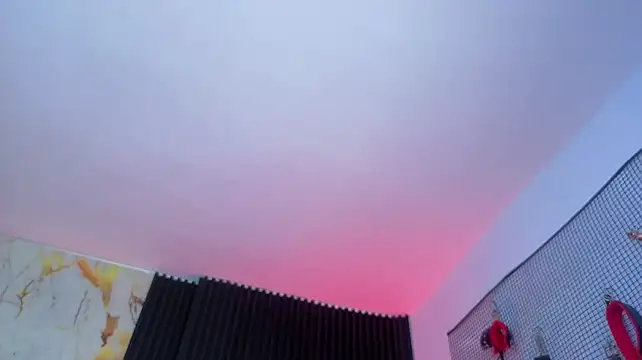 Issafoxx live XXX chat