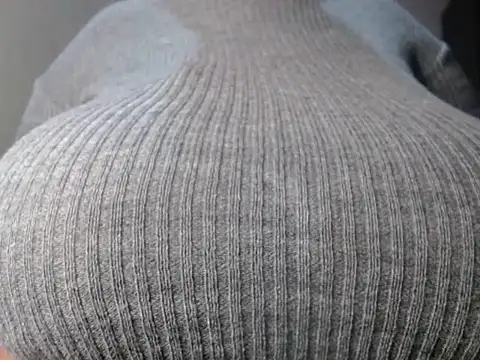 Lovelyboobs01's Live XXX Chat
