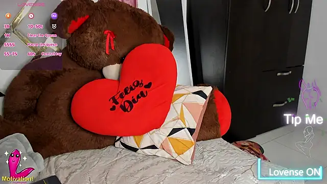 Roggerss30n Live XXX chat