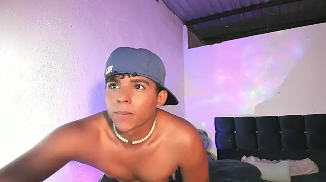 noah_smith02 Live XXX-chat