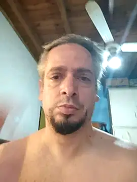 Chat XXX ao vivo de MrBig_2025