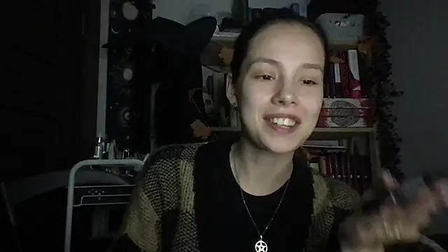 Yuna5343 Chat XXX in diretta