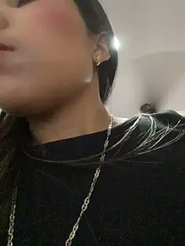 Rosa_25x Live XXX-chat