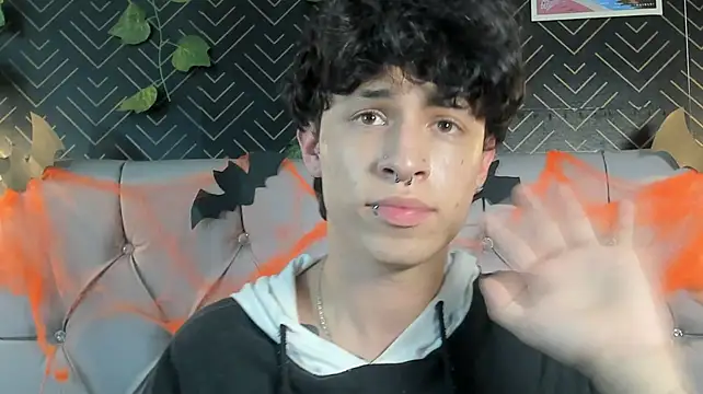 دردشة Axel__Evans الجنسية المباشرة