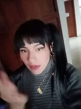 _Luna_Blooms Chat XXX in diretta