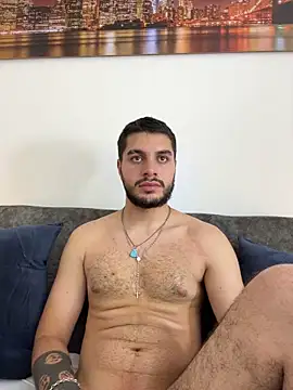 XXX chat uživo modela AmadeoWild