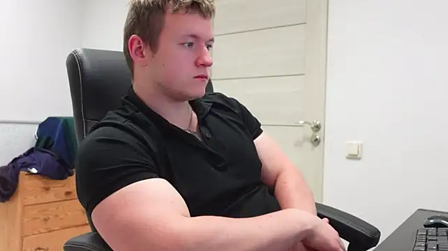 Richard_Dullas Chat XXX live