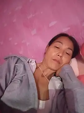 Lily-ly Obrolan Langsung XXX