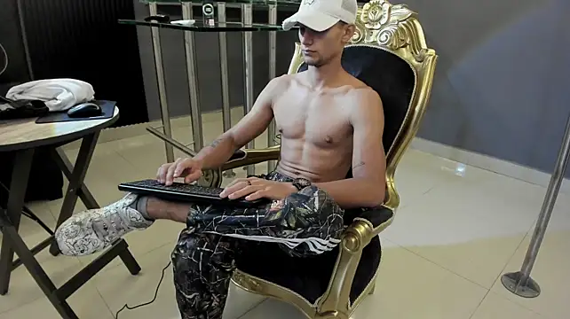 Chat +18 de MaxiimoRomano_ ao vivo