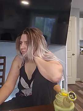 ScarletsWeb's Live XXX Chat
